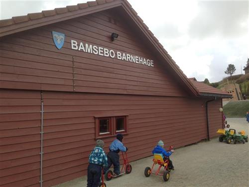 Bamsebo barnehage - Klikk for stort bilde